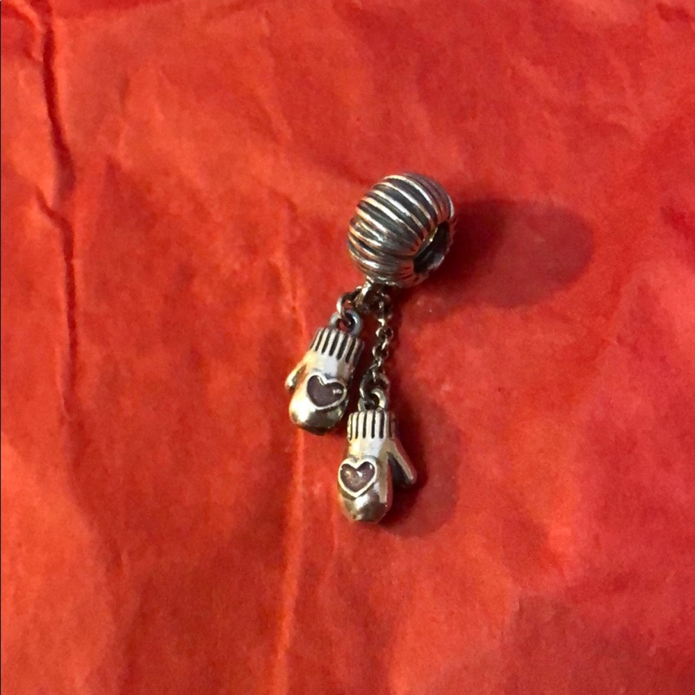 Pandora retired dangle mittens